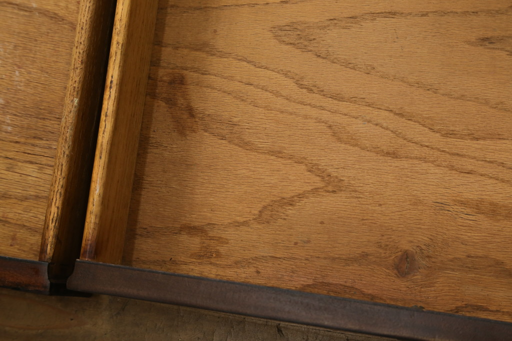 中古　DREXEL HERITAGE (ドレクセルヘリテイジ)　マホガニー材　洗練された大人の雰囲気醸し出す両袖デスク(机、在宅ワーク、在宅用ワークデスク)(R-052179)