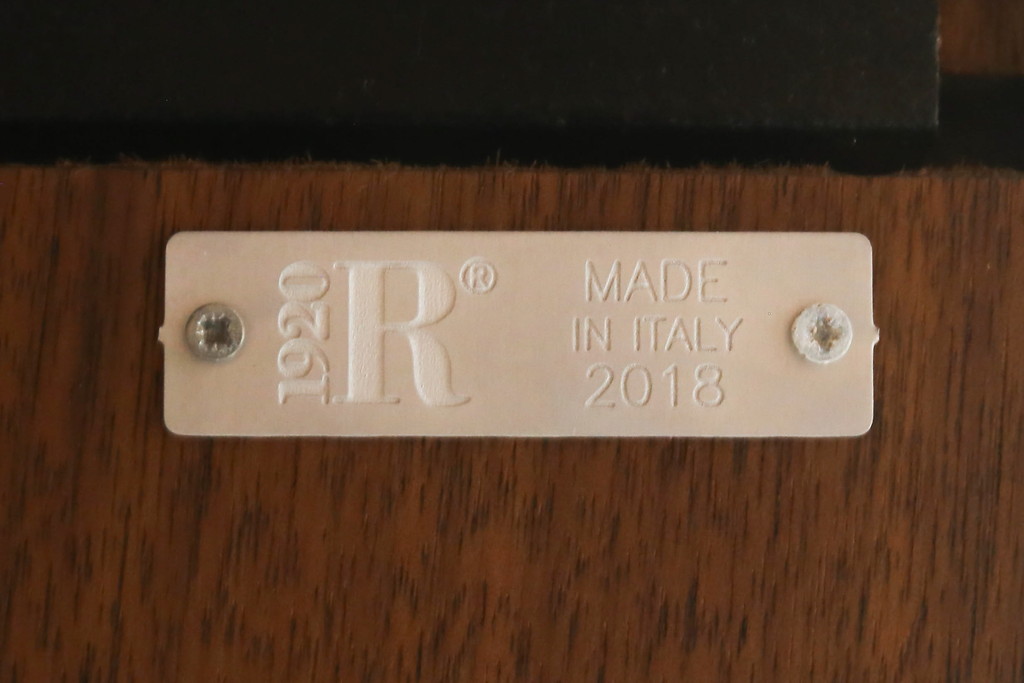 中古　美品　arflex(アルフレックス)　Riva(リーヴァ) LIAM IRON(リアムアイアン)　KLAM-IR2010/ID(WNT)　ウォールナットとアイアンの異素材の組み合わせがお洒落なダイニングテーブル(4人掛け、6人掛け、食卓、作業台)(定価約126万6千円)(R-068392)