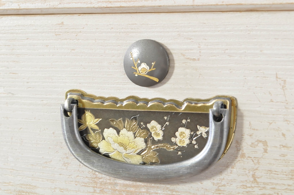 中古　伝統工芸士　田澤謙介作　品のある佇まいが魅力的な加茂総桐箪笥(総桐たんす、四方丸、大丸、衣装箪笥、着物箪笥、和タンス、引き出し、バラ売り可能)(定価約190万円)(R-081721)