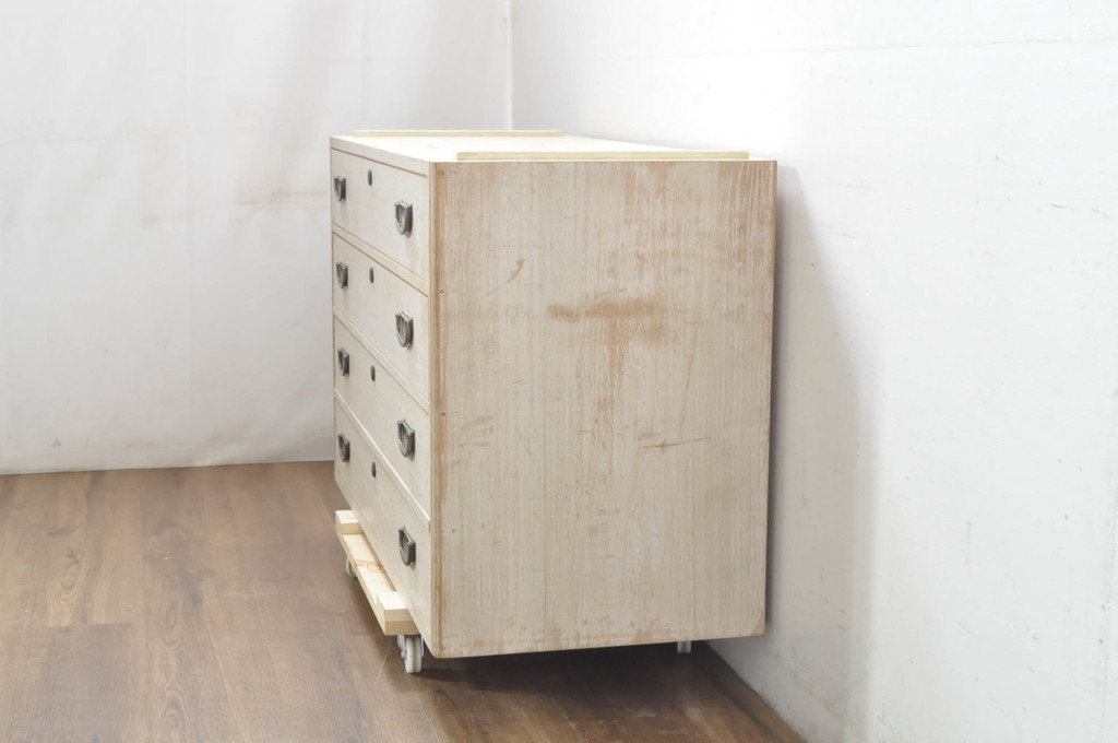 中古　伝統工芸士　田澤謙介作　品のある佇まいが魅力的な加茂総桐箪笥ローチェスト(総桐たんす、四方丸、大丸、和タンス、サイドチェスト、テレビボード、テレビ台)(R-081723)
