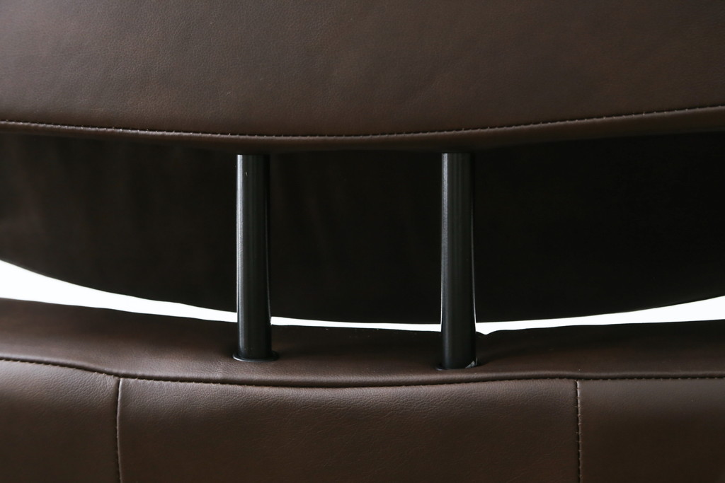 中古　美品　EKORNES(エコーネス)社　Stressless(ストレスレス)　リバティ ハイバック　クラシカルな佇まいの2人掛けソファ(ラブシート、二人掛け、2P、ラブソファ、2シーター)(定価約60万円)(R-081429)