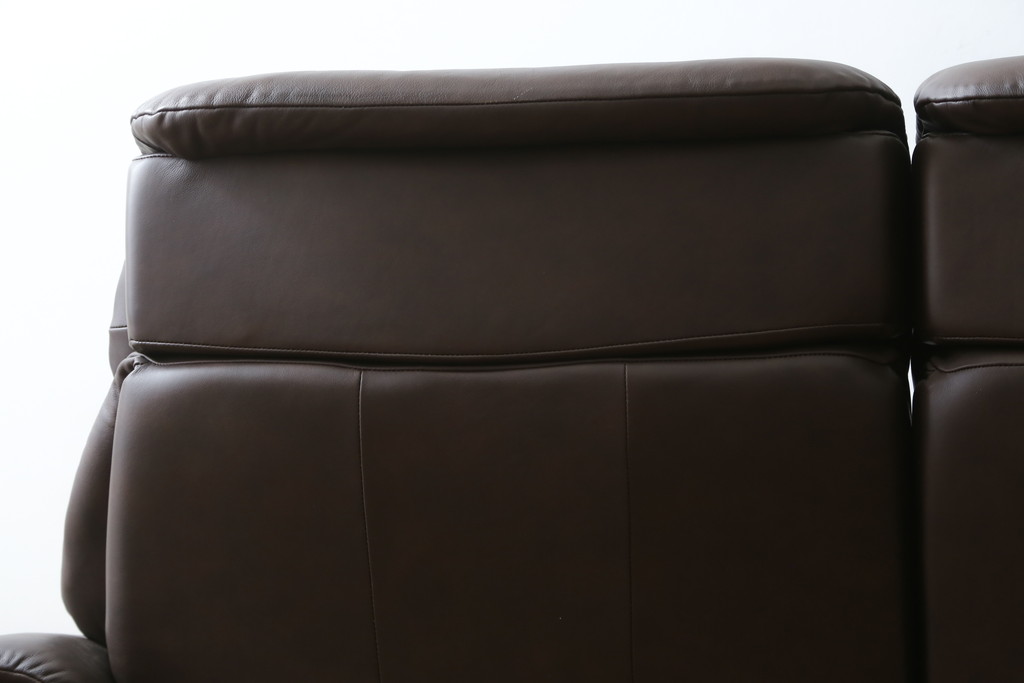 中古　美品　EKORNES(エコーネス)社　Stressless(ストレスレス)　リバティ ハイバック　クラシカルな佇まいの2人掛けソファ(ラブシート、二人掛け、2P、ラブソファ、2シーター)(定価約60万円)(R-081429)