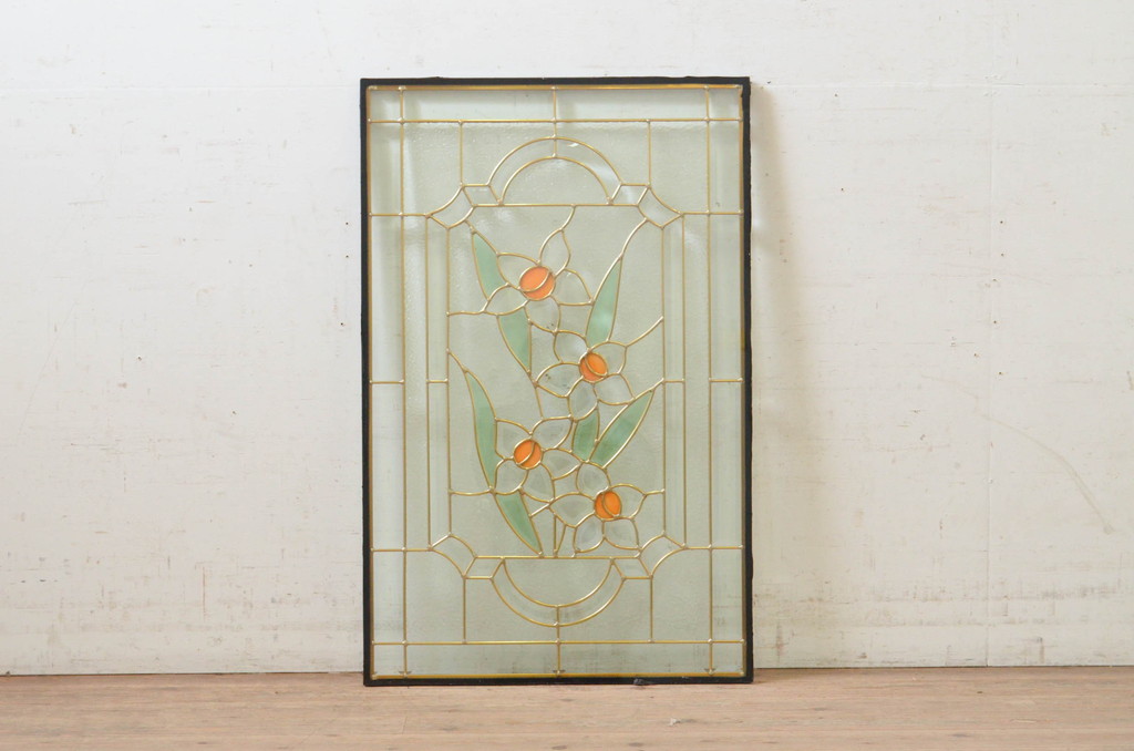 未使用品　水仙(すいせん)　デットストック品のステンドグラス(建具、ドア、窓、照明、衝い立て、衝立、つい立て)(定価約10万4千円)(R-074421)