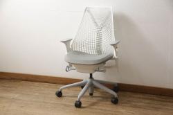 中古　美品　HermanMiller(ハーマンミラー社)　立体的な背もたれが印象的なセイルチェア(SAYL Chair)(オフィスチェア、アームチェア、ワークチェア)(R-061210)