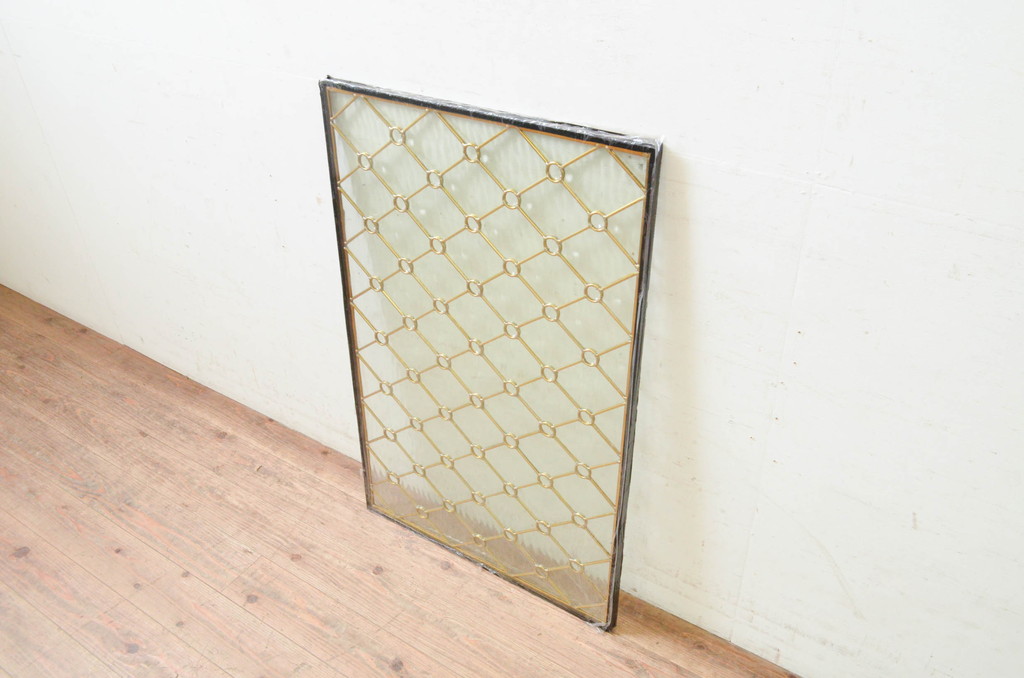 未使用品　菱格子(ヒシクロス)　デットストック品のステンドグラス(建具、ドア、窓、照明、衝い立て、衝立、つい立て)(定価約12万円)(R-074432)