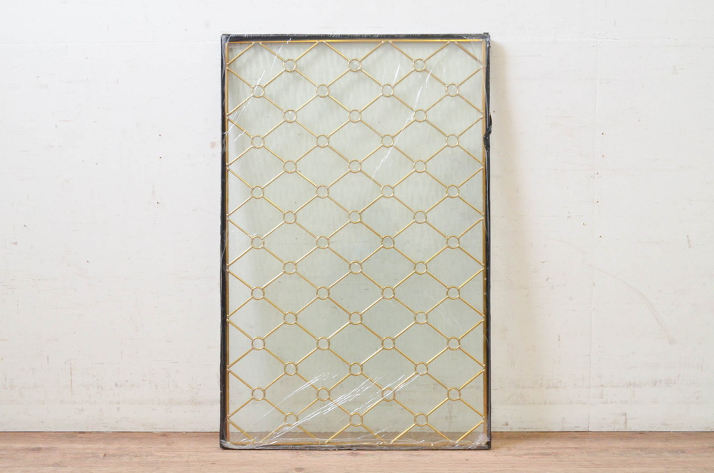 未使用品　菱格子(ヒシクロス)　デットストック品のステンドグラス(建具、ドア、窓、照明、衝い立て、衝立、つい立て)(定価約12万円)(R-074432)
