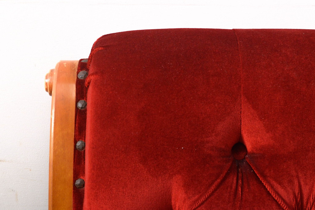 中古　横浜ダニエル(daniel)　ヨーロピアンなデザインが素敵なブーツワイドアームチェア(定価約30万円)(1人掛けソファ、ラウンジチェア、椅子)(R-056912)