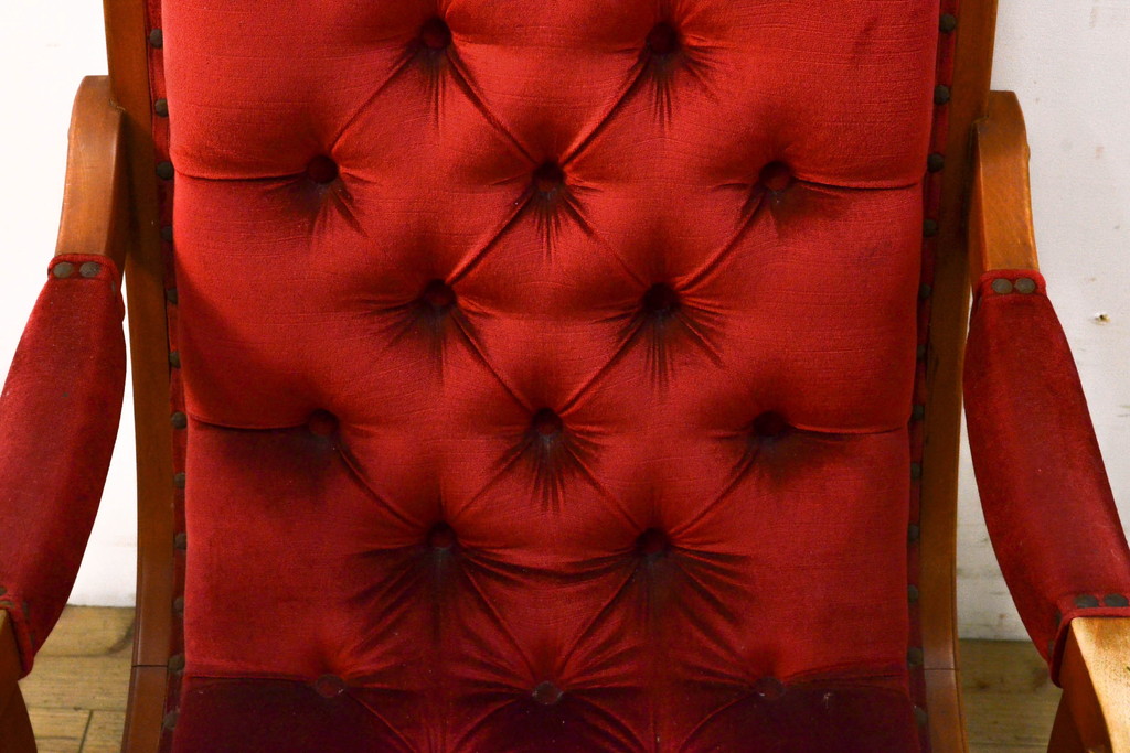中古　横浜ダニエル(daniel)　クラシカルな布張りのブーツワイドアームチェア(定価約30万円)(1人掛けソファ、ラウンジチェア、椅子)(R-056917)