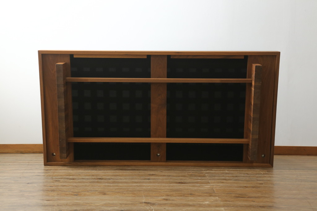 中古　AKASE(旧アカセ木工)　MASTERWAL(マスターウォール)　DANISH SOFA(デニッシュソファ)　ウォールナット材　ゆったりとした座り心地が魅力的な3人掛けソファ(三人掛け、3P、トリプルソファ)(定価約38万円)(R-075102)