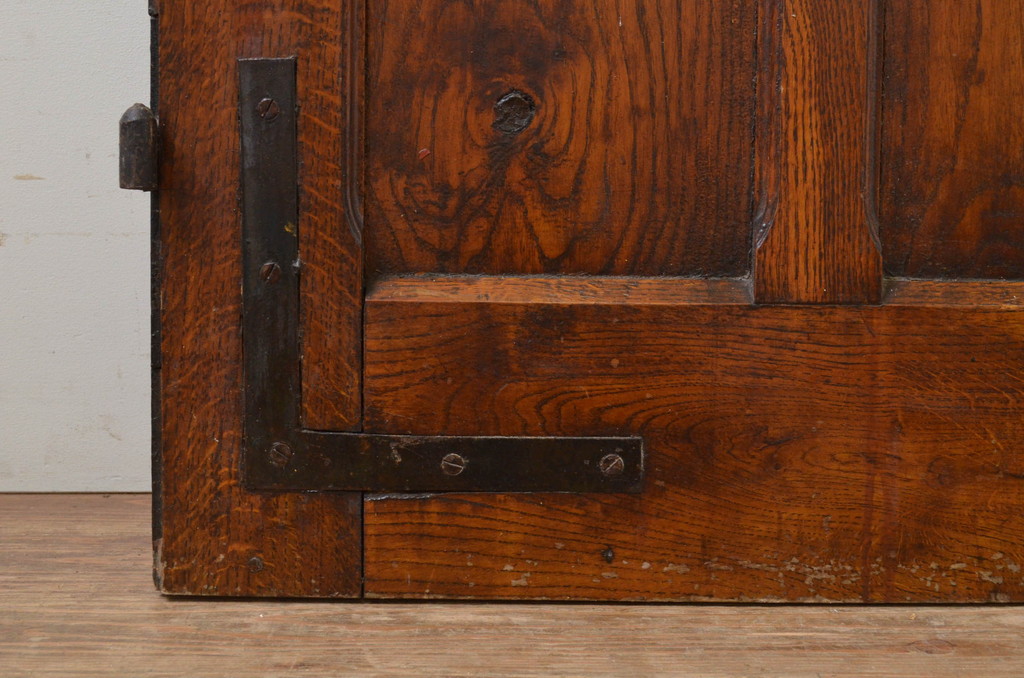 海外アンティーク　オーク材　特大!!かわいらしいデザインのアイアンフェンス入りの背の高いドア1枚(建具、木製扉)(R-068247)