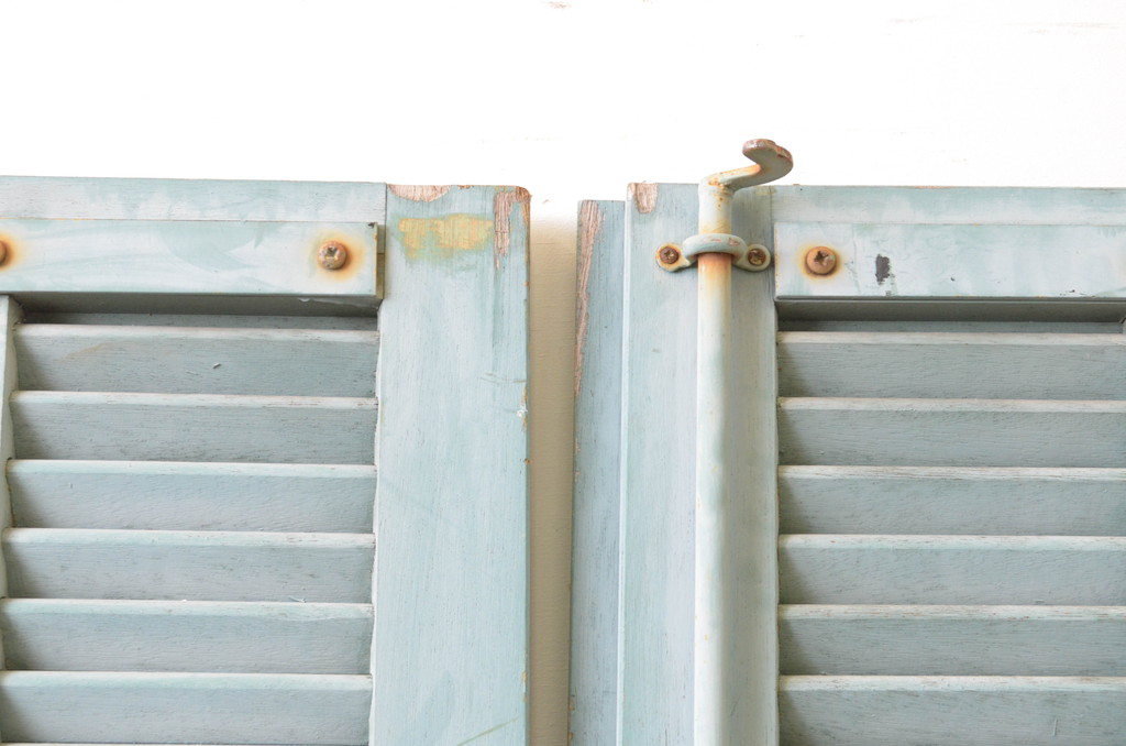 海外アンティーク　フレンチスタイルのインテリアにおすすめなヴォレー1対2枚セット(扉、ドア、雨戸、ルーバー、ボレー)(R-068470)