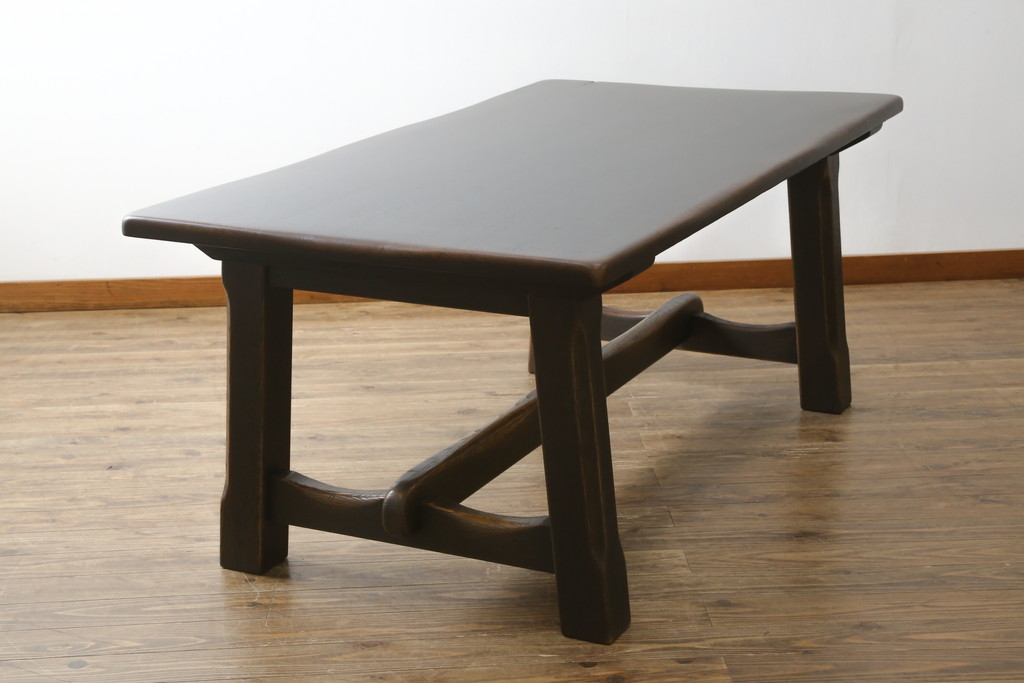 中古　超美品　展示品　飛騨産業　キツツキ　PROVINCIAL(プロヴィンシャル・プロビンシャル)シリーズ　P31　オーク材　どっしりとした堅牢なつくりと素朴な佇まいが魅力のタバーンテーブル(ダイニングテーブル、4人掛け、6人掛け、食卓、作業台)(定価約57万円)(R-079276)
