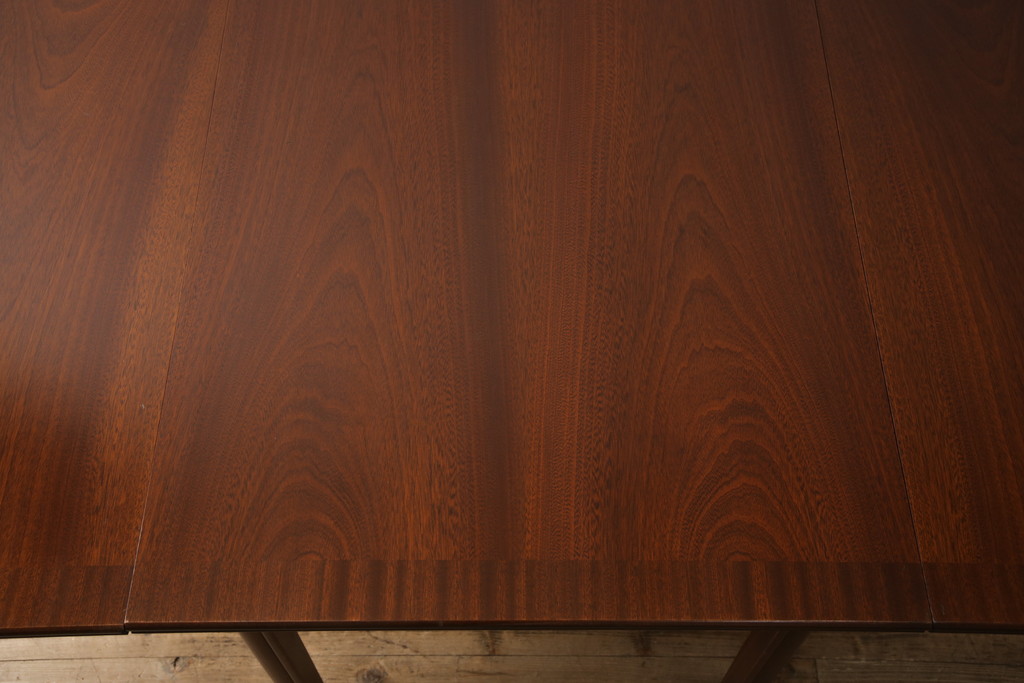 ヴィンテージ家具　北欧からやってきたスタイリッシュなバタフライテーブル(エクステンションテーブル、ダイニングテーブル、ビンテージ)(R-050154)