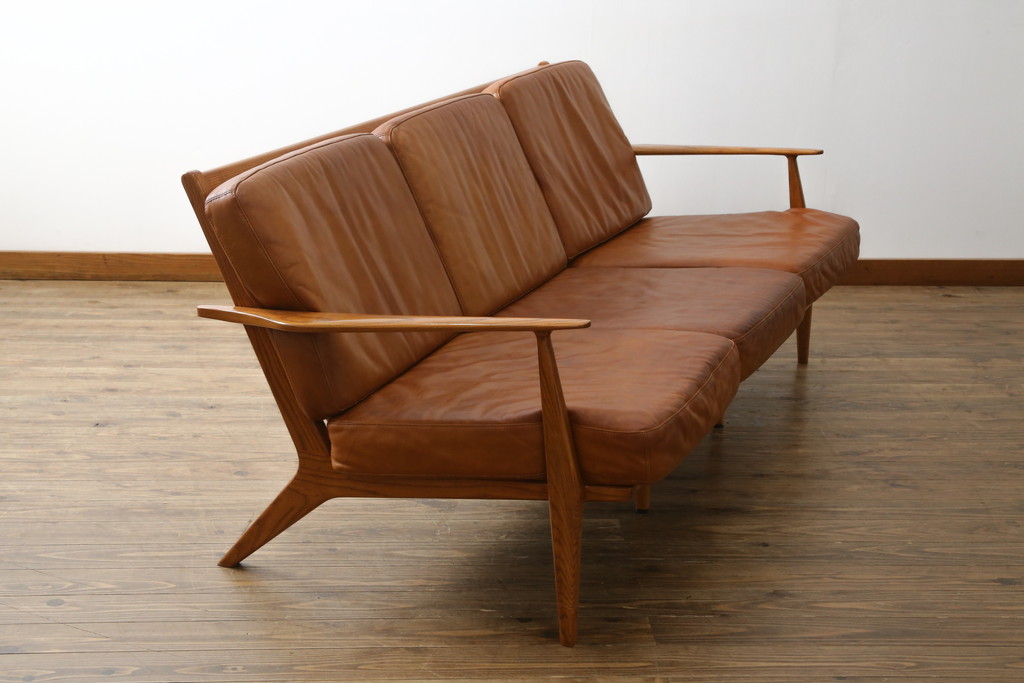 中古　美品　希少な廃番品　ACME Furniture(アクメファニチャー)　DELMAR(デルマー)　使い込まれた本革(レザー)がヴィンテージスタイルによく馴染む3人掛けソファ(三人掛けソファ、3P、トリプルソファ)(定価約30万円)(R-081448)