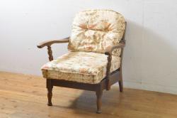 ヴィンテージ家具　イギリスビンテージ　ERCOL(アーコール)　柔らかな雰囲気漂うアームチェア(椅子)(1)