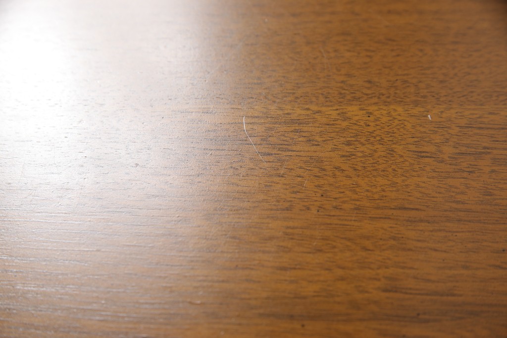 中古　DREXEL HERITAGE JAPAN(ドレクセルヘリテイジジャパン)　594-324　クラシカルなデザインが美しいエンドテーブル(ナイトテーブル、サイドテーブル、サイドチェスト)(R-055544)