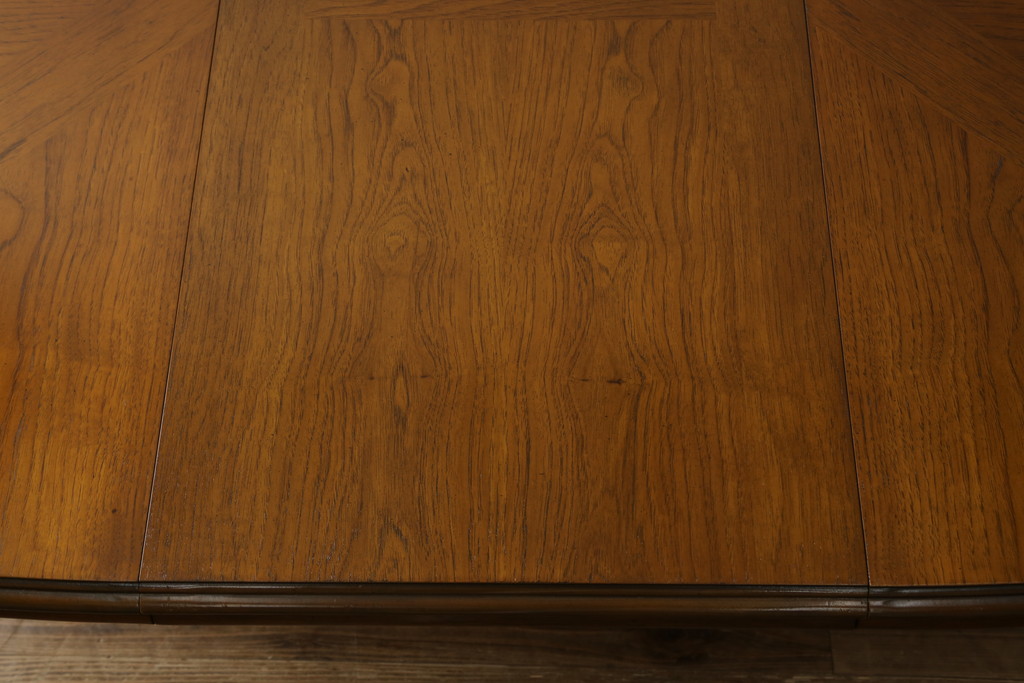 中古　DREXEL HERITAGE(ドレクセルヘリテイジ)　Grand Villa(グランドヴィラ)　上品なデザインのエクステンションテーブル(ダイニングテーブル、拡張式テーブル、食卓、2人掛け、4人掛け、6人掛け)(定価約60万円)(R-066888)