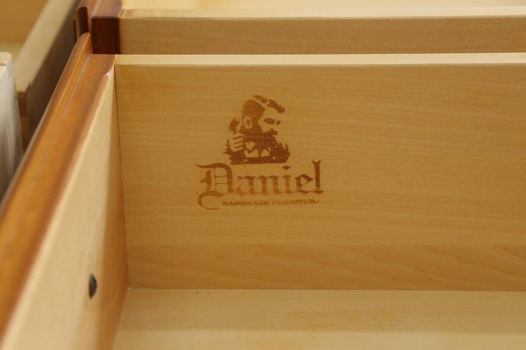 中古　美品　横浜クラシック家具　ダニエル(Daniel)　アーリーアメリカン　気品漂うライティングビューロー(ワークデスク、机、在宅ワーク、在宅用チェスト)(R-063219)