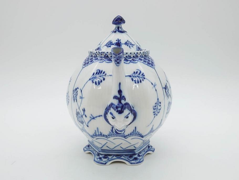 ビンテージ　希少　デンマーク　ROYAL COPENHAGEN(ロイヤルコペンハーゲン)　ブルーフルーテッド　フルレース　顔付き　1119　優雅なひとときを演出するティーポット(洋食器)(R-075912)