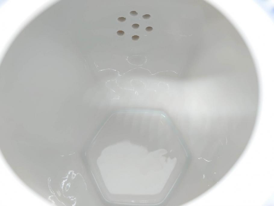 ビンテージ　希少　デンマーク　ROYAL COPENHAGEN(ロイヤルコペンハーゲン)　ブルーフルーテッド　フルレース　顔付き　1119　優雅なひとときを演出するティーポット(洋食器)(R-075912)