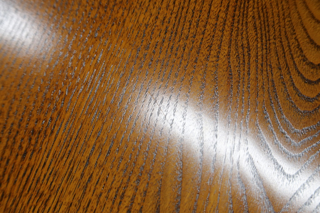 中古　未使用　展示品　新古品　岩手岩泉・純木家具　栓材　漆塗り　心地よい木の風合いが魅力的なローテーブル(センターテーブル、リビングテーブル)(定価約17万円)(R-081857)