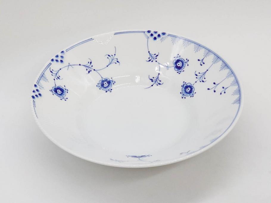 デンマーク　ROYAL COPENHAGEN(ロイヤルコペンハーゲン)　ブルーエレメンツ　美しいフォルムのデザインが目を惹くディーププレート 24cm(皿、洋食器)(R-075949)