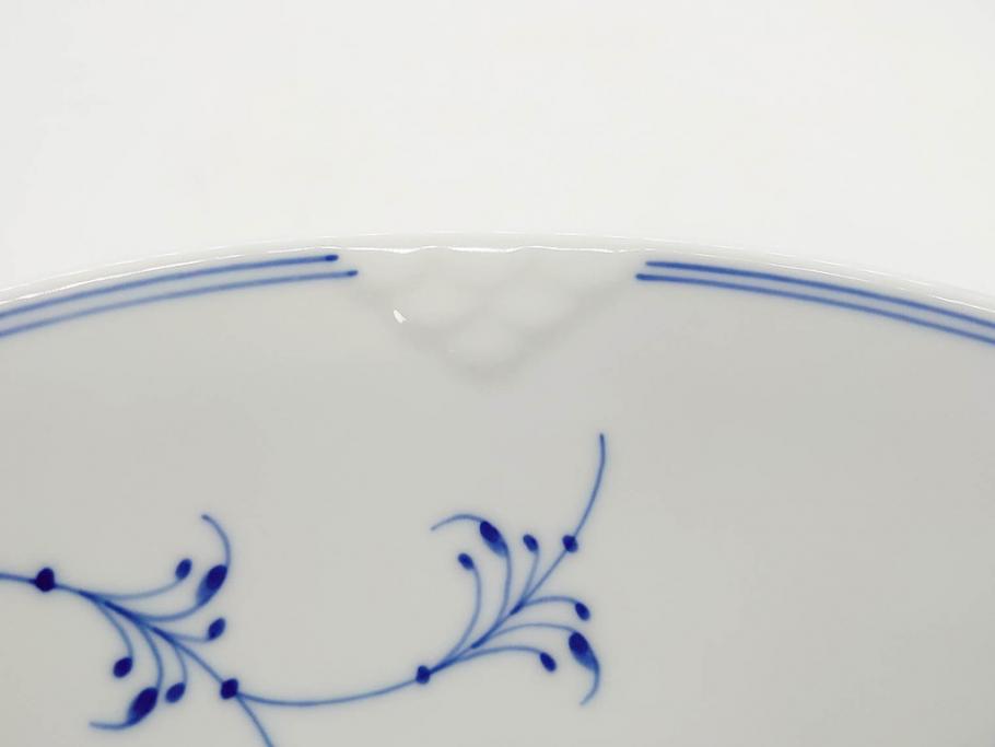 デンマーク　ROYAL COPENHAGEN(ロイヤルコペンハーゲン)　ブルーエレメンツ　美しいフォルムのデザインが目を惹くディーププレート 24cm(皿、洋食器)(R-075949)