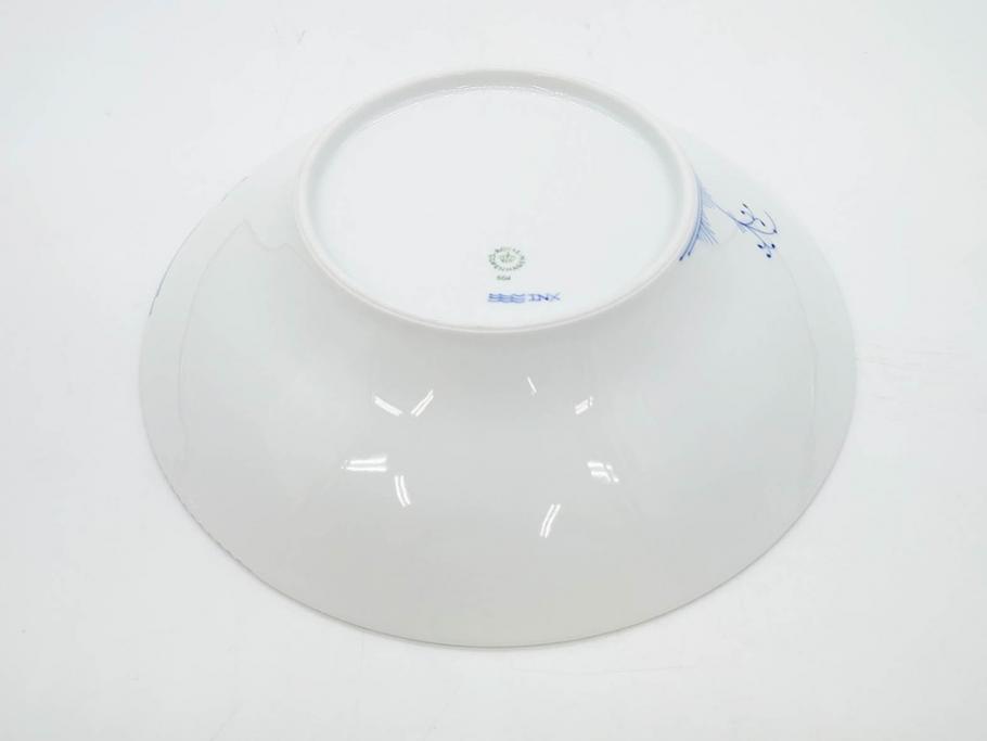 デンマーク　ROYAL COPENHAGEN(ロイヤルコペンハーゲン)　ブルーエレメンツ　美しいフォルムのデザインが目を惹くディーププレート 24cm(皿、洋食器)(R-075949)
