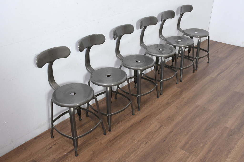 中古　美品　フランス　Nicolle Chair(ニコル・チェア)　Whale Tail(ホエールテイル)　インダストリアルデザインがおしゃれなオールスチールのメタルチェア6脚セット(板座チェア、ダイニングチェア、椅子、イス、バラ売り可能)(定価6脚で約35万円)(R-081913)