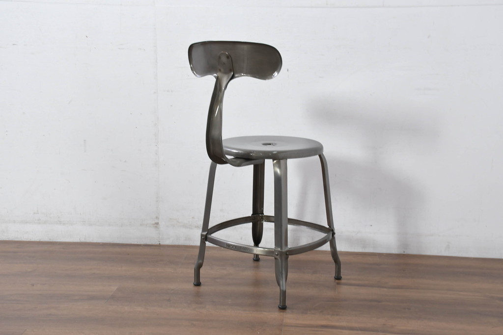 中古　美品　フランス　Nicolle Chair(ニコル・チェア)　Whale Tail(ホエールテイル)　インダストリアルデザインがおしゃれなオールスチールのメタルチェア6脚セット(板座チェア、ダイニングチェア、椅子、イス、バラ売り可能)(定価6脚で約35万円)(R-081913)