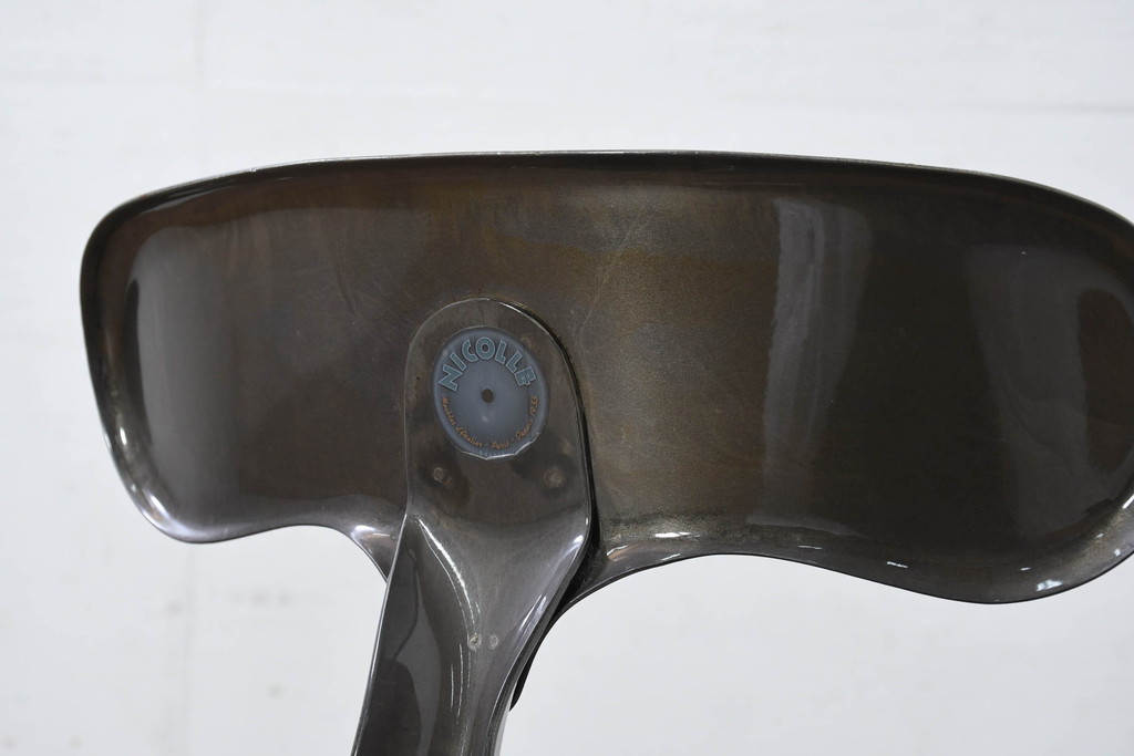 中古　フランス　Nicolle Chair(ニコル・チェア)　Whale Tail(ホエールテイル)　やや小ぶり　インダストリアルデザインがおしゃれなオールスチールのメタルチェア5脚セット(板座チェア、ダイニングチェア、椅子、イス、バラ売り可能)(定価5脚で約29万円)(R-081915)