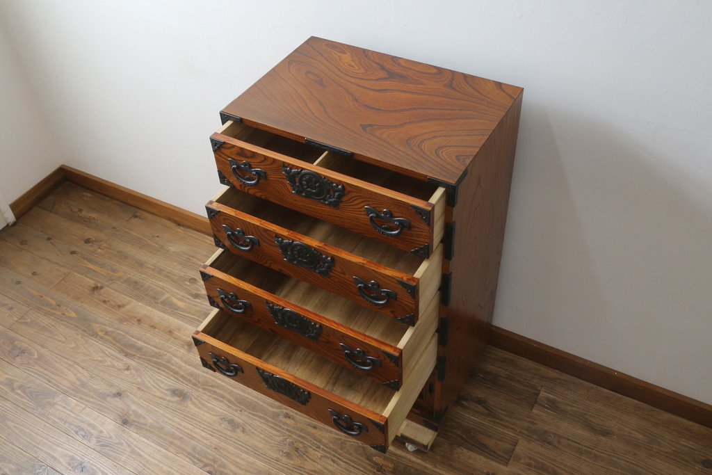 中古　美品　岩谷堂箪笥　ハッキリとした木目が目を引く縦型チェスト(和タンス、衣装箪笥、引き出し)(R-059165)