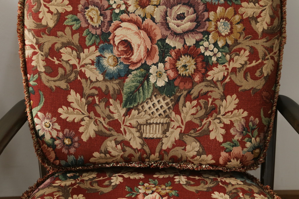 イギリスビンテージ　ERCOL(アーコール)　優雅でクラシカルな雰囲気を高める1人掛けソファ2脚セット(アームチェア、1Pソファ、一人掛け、椅子、イス、ヴィンテージ、英国)(R-069040)