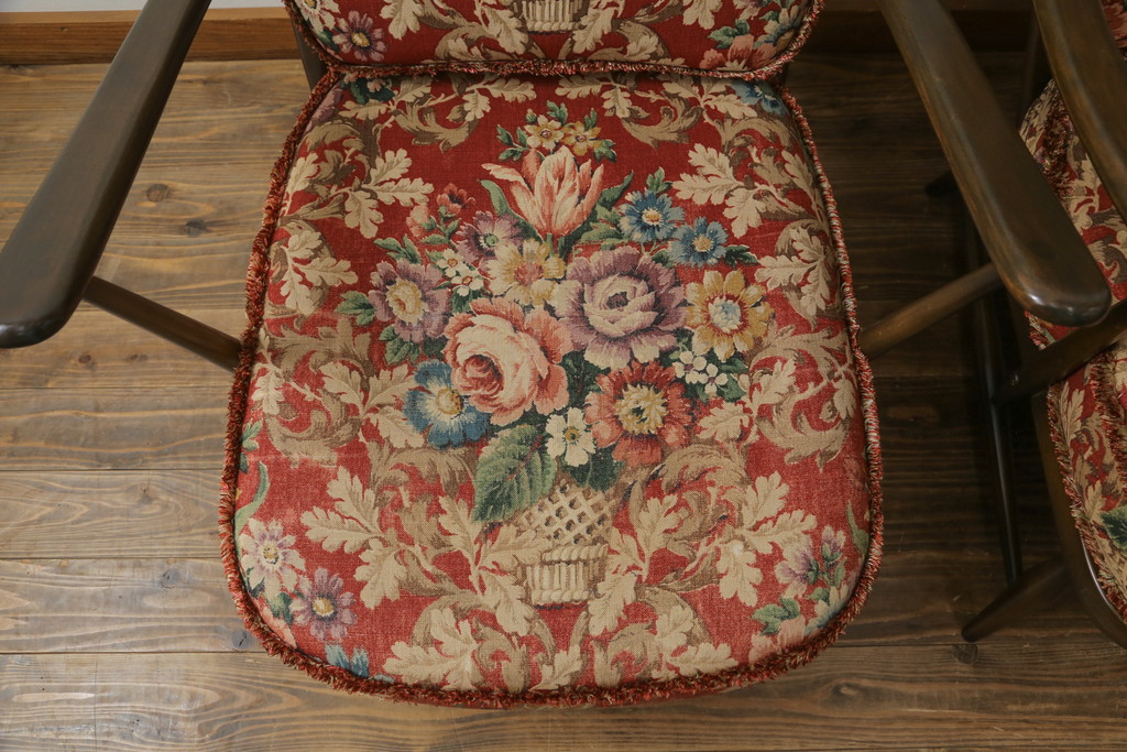 イギリスビンテージ　ERCOL(アーコール)　優雅でクラシカルな雰囲気を高める1人掛けソファ2脚セット(アームチェア、1Pソファ、一人掛け、椅子、イス、ヴィンテージ、英国)(R-069040)