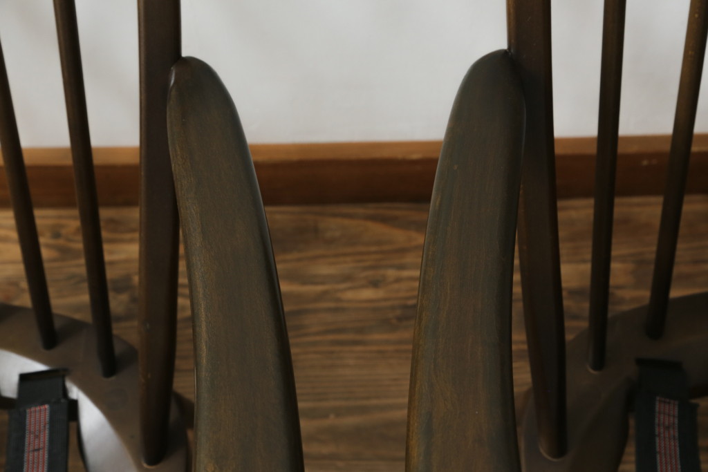イギリスビンテージ　ERCOL(アーコール)　優雅でクラシカルな雰囲気を高める1人掛けソファ2脚セット(アームチェア、1Pソファ、一人掛け、椅子、イス、ヴィンテージ、英国)(R-069040)