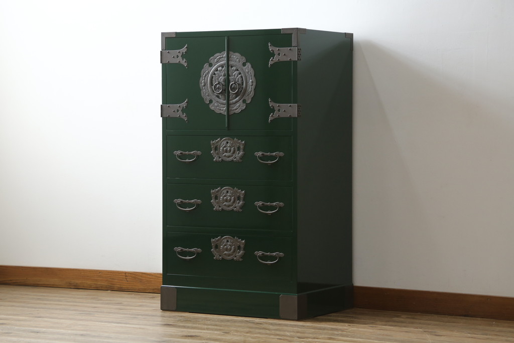 中古　美品!!　二本松工藝館　田中家具　個性的でモダンな佇まいの両開き戸付きチェスト(サイドチェスト、和タンス、整理箪笥、収納箪笥、引き出し、観音箪笥、衣装箪笥)(定価約65万円)(R-078287)