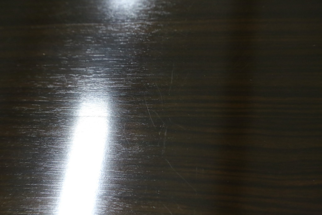 和製ビンテージ　美品　最高級　国産職人手作り　黒檀(コクタン)材　漆塗りの品のある佇まいが美しい蒔絵入り飾り棚(茶棚、戸棚、収納棚、違い棚、ヴィンテージ)(定価約150万円)(R-080689)