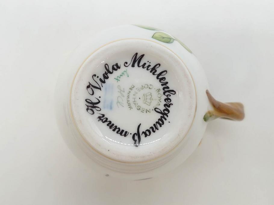 デンマーク　ROYAL COPENHAGEN(ロイヤルコペンハーゲン)　フローラダニカ　優雅で気品に満ちた蓋付きカップ&ソーサー(金彩、花、カスタードポット、マスタード、蓋物、洋食器、C&S、北欧)(R-082752)