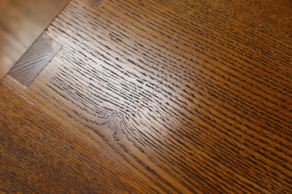 中古　美品　ニレ材　両面使いで場所を選ばずにお部屋づくりを楽しめる小振りな階段箪笥(和たんす、収納タンス、戸棚、引き出し)(R-079267)