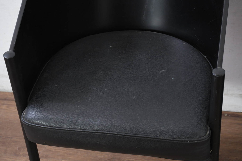 イタリアビンテージ　名作希少品!!　ドリアデ(Driade)　コステス(COSTES)　フィリップ・スタルク(Philippe Starck)デザイン　流線形のフォルムが美しいダイニングチェア2脚セット(椅子、イス、ヴィンテージ、バラ売り可能)(R-082289)