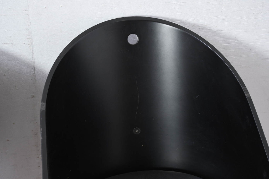 イタリアビンテージ　名作希少品!!　ドリアデ(Driade)　コステス(COSTES)　フィリップ・スタルク(Philippe Starck)デザイン　流線形のフォルムが美しいダイニングチェア2脚セット(椅子、イス、ヴィンテージ、バラ売り可能)(R-082289)