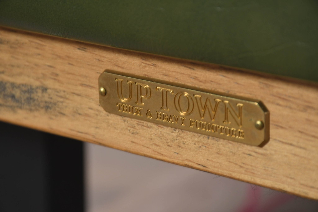 中古　美品　UP TOWN FURNITURE(アップタウン・ファニチャー)　PULLEY(プーリー)　合皮　レトロな色使いがおしゃれな2人掛けカウチソファ(二人掛け、2Pソファ、コーナーソファ)(R-081930)