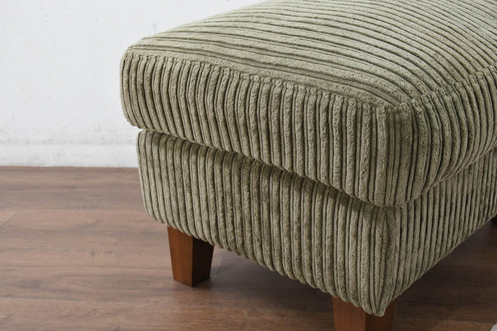中古　美品!!　ACME Furniture(アクメファニチャー)　JETTY feather(ジェティ・フェザー)　肌触りの良いコーデュロイ生地のおしゃれなオットマン(フットスツール、腰掛け、椅子、イス)(定価約8万5千円)(R-082284)