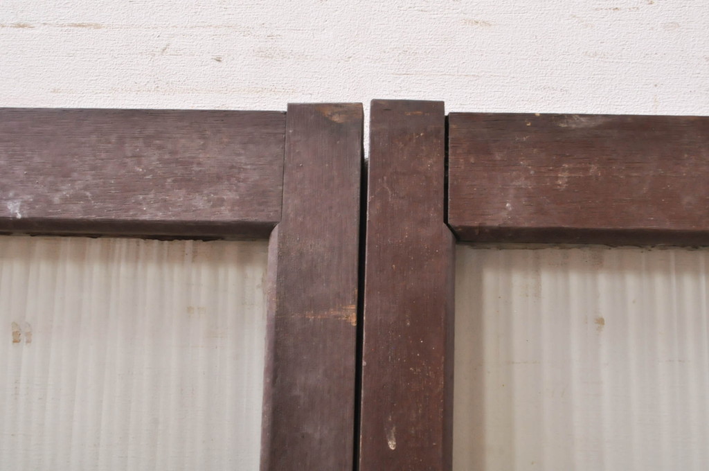 アンティーク建具　インテリアに取り入れやすいシンプルデザインのモールガラス窓2枚セット(引き戸、ガラス戸)(R-068289)