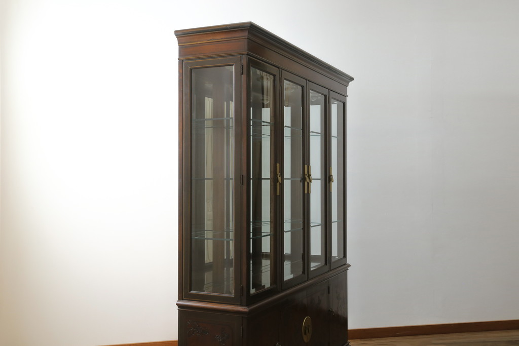 中古　美品　DREXEL HERITAGE(ドレクセルヘリテイジ)　シノワズリ様式　上品な佇まいが美しいチャイナキャビネット(定価約340万円)(食器棚、キュリオケース、ガラスケース、ショーケース、戸棚、飾り棚)(R-059661)