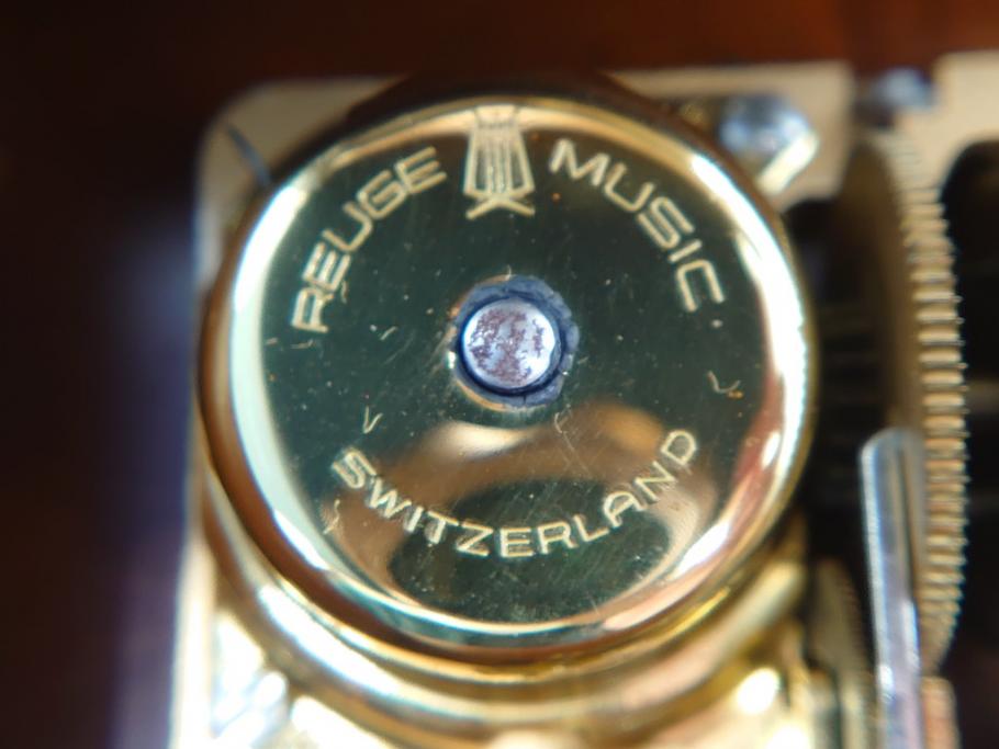スイス製　REUGE　楽器と花のデザインが上品なリュージュ社のオルゴール　3曲72弁(CH3/72)(R-060615)