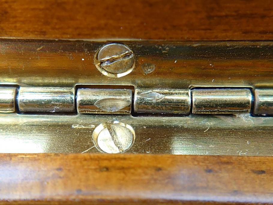 スイス製　REUGE　楽器と花のデザインが上品なリュージュ社のオルゴール　3曲72弁(CH3/72)(R-060615)