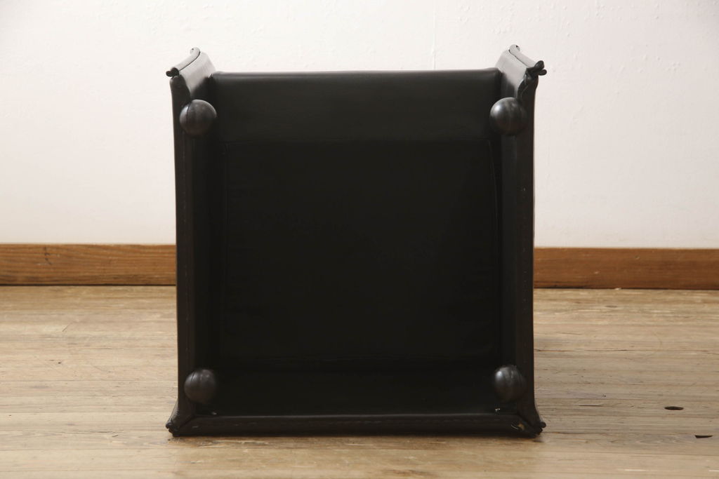中古　美品　Cassina(カッシーナ)　401 BREAK(ブレーク)　MARIO BELLINI(マリオベリーニ)　キャスター付きアームチェア(ダイニングチェア、一人掛けソファ、1P)(定価約46万円)(R-051527)