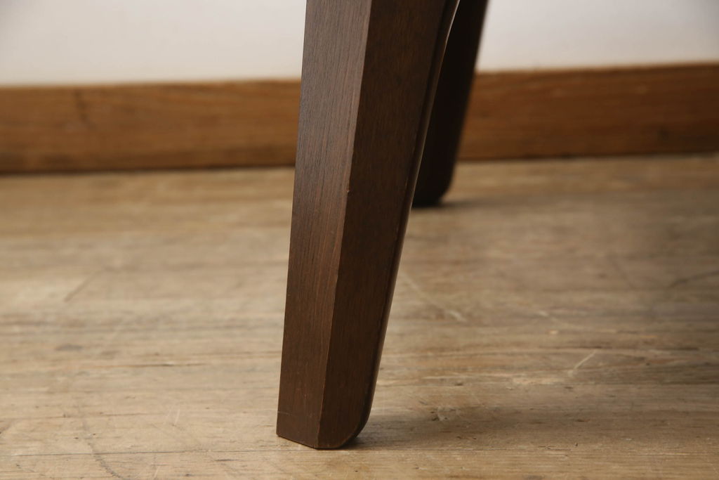 中古　松本民芸家具　斜めになった脚のデザインが印象的な67型座卓I(ローテーブル、センターテーブル)(R-061289)