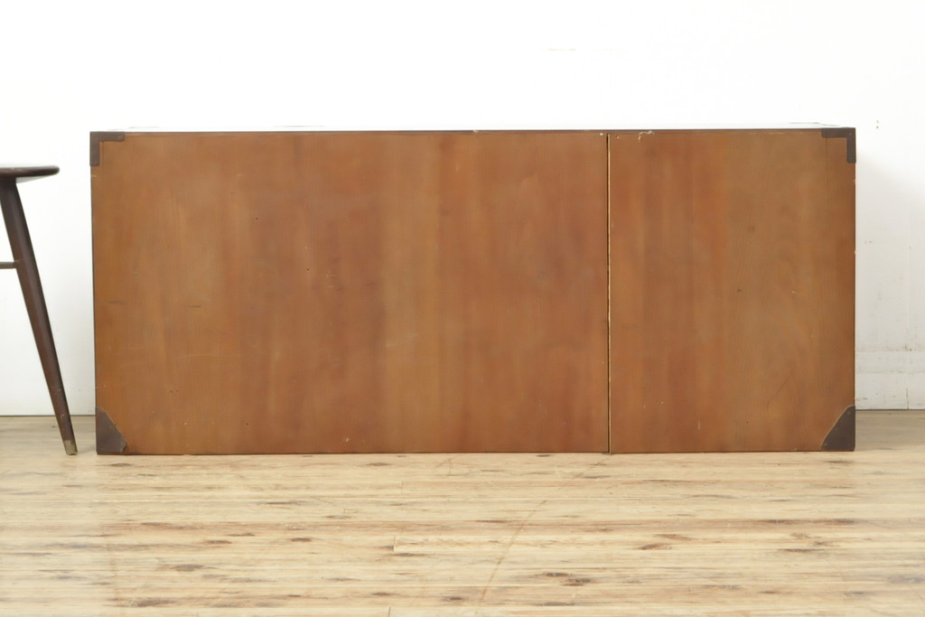 和製アンティーク　美品　前面欅(ケヤキ)材　漆のきれいな米沢箪笥ローボード(ローチェスト、和箪笥、収納箪笥、時代箪笥、引き出し)(R-057945)